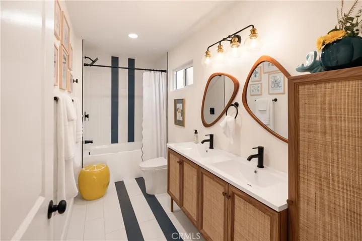 6042 Fair, North Hollywood, California 91606