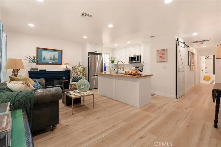 6042 Fair, North Hollywood, California 91606
