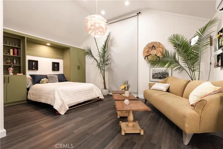 6042 Fair, North Hollywood, California 91606