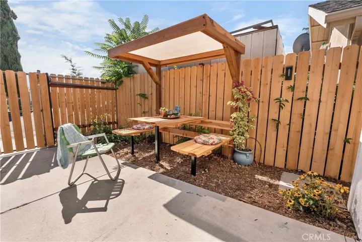 6042 Fair, North Hollywood, California 91606