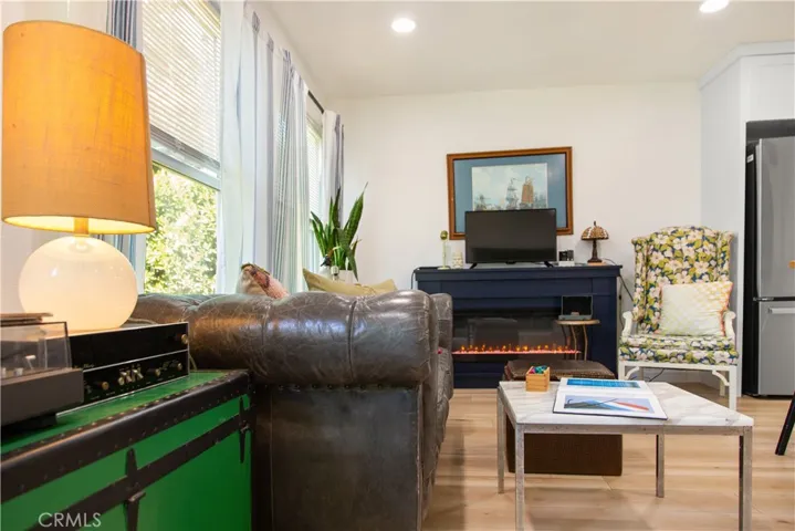 6042 Fair, North Hollywood, California 91606