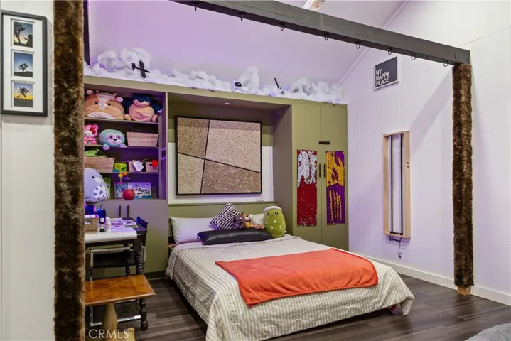 6042 Fair, North Hollywood, California 91606
