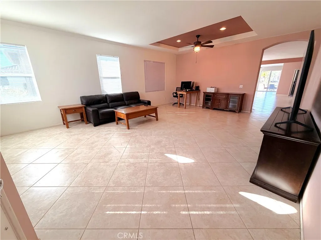 27966 Crystal Spring, Menifee, California 92584 home-pic-2