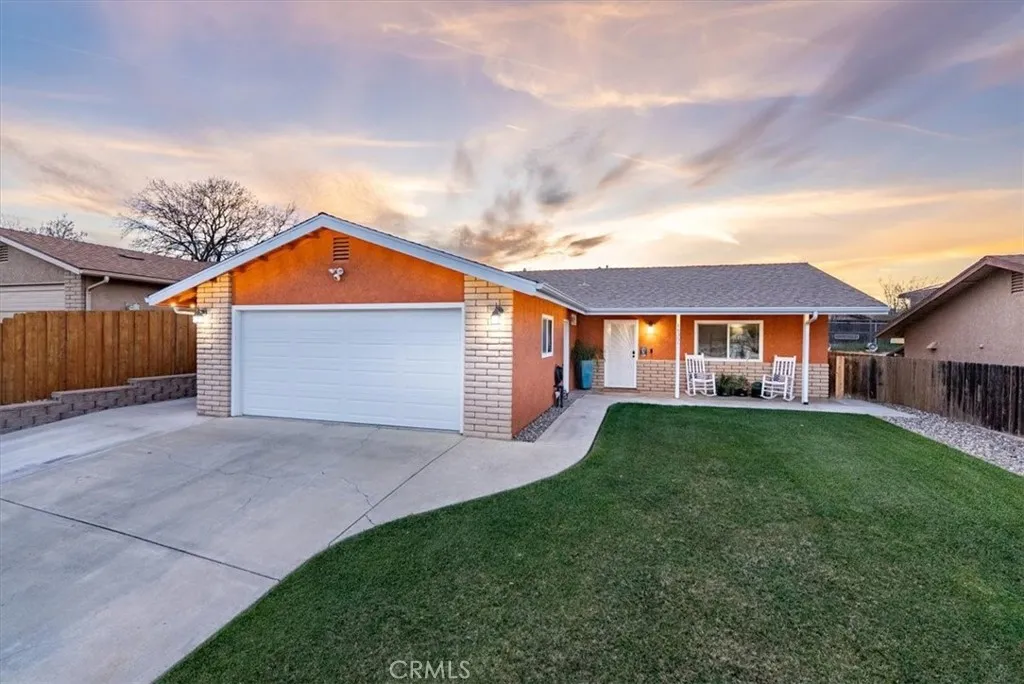 1635 Wade, Paso Robles, California 93446 home-pic-1