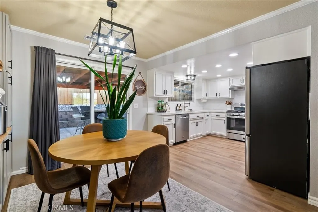 1635 Wade, Paso Robles, California 93446 home-pic-9