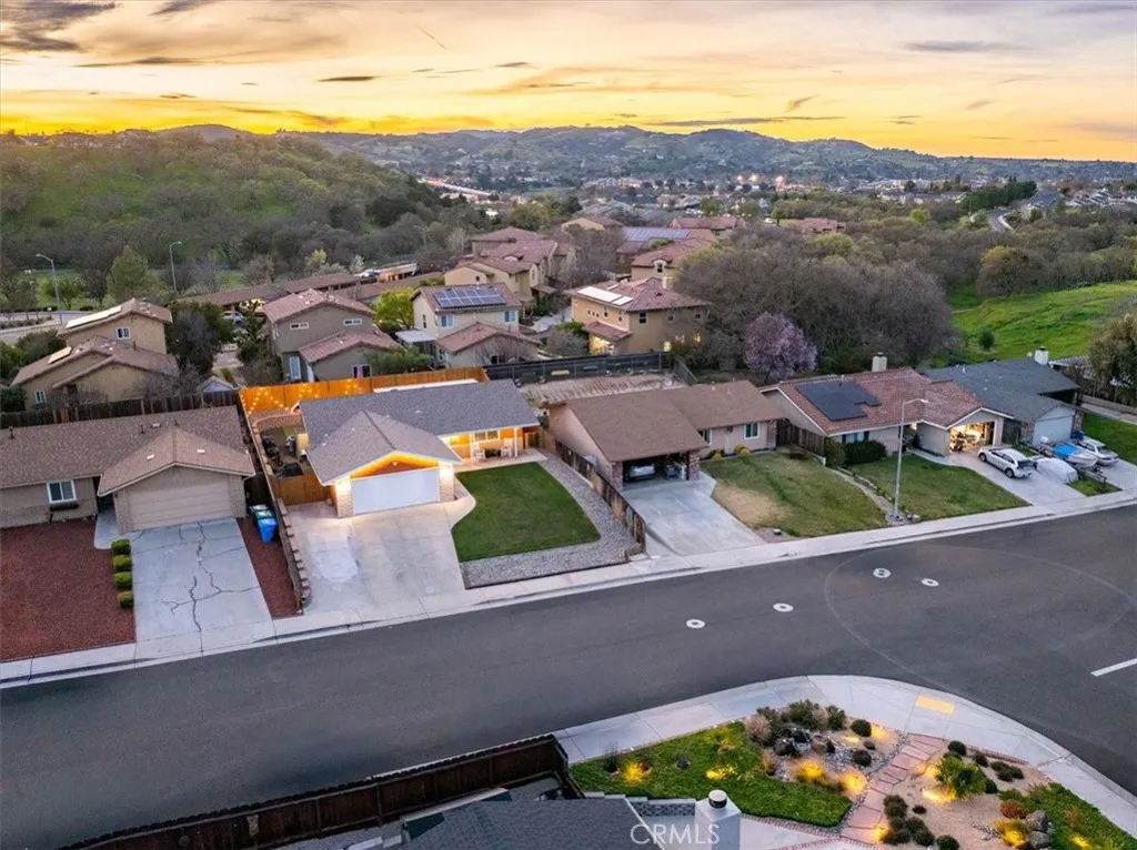 1635 Wade, Paso Robles, California 93446 home-pic-40
