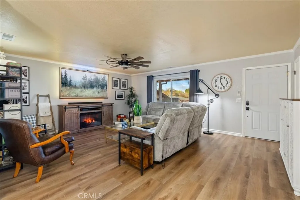 1635 Wade, Paso Robles, California 93446 home-pic-5
