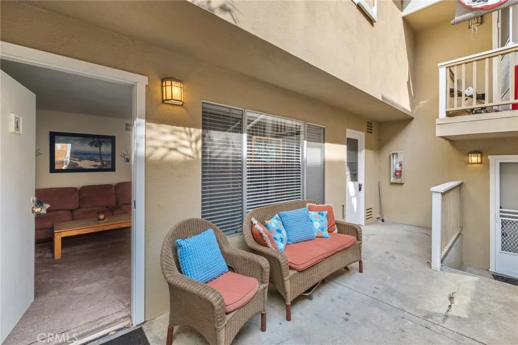 1512 Buena Vista, San Clemente, California 92672 home-pic-15