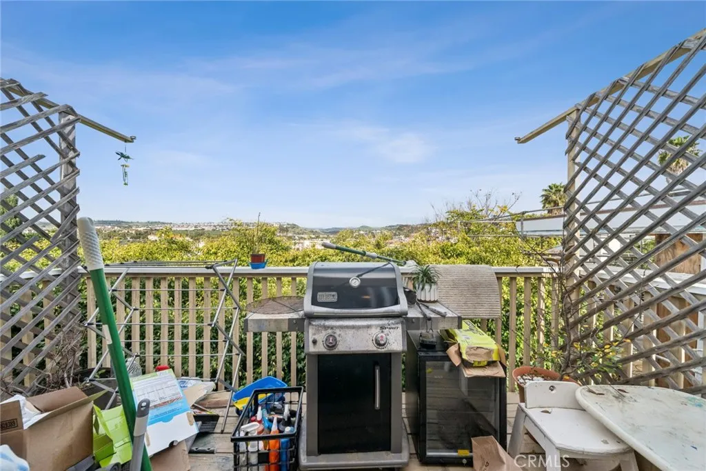 1512 Buena Vista, San Clemente, California 92672 home-pic-30