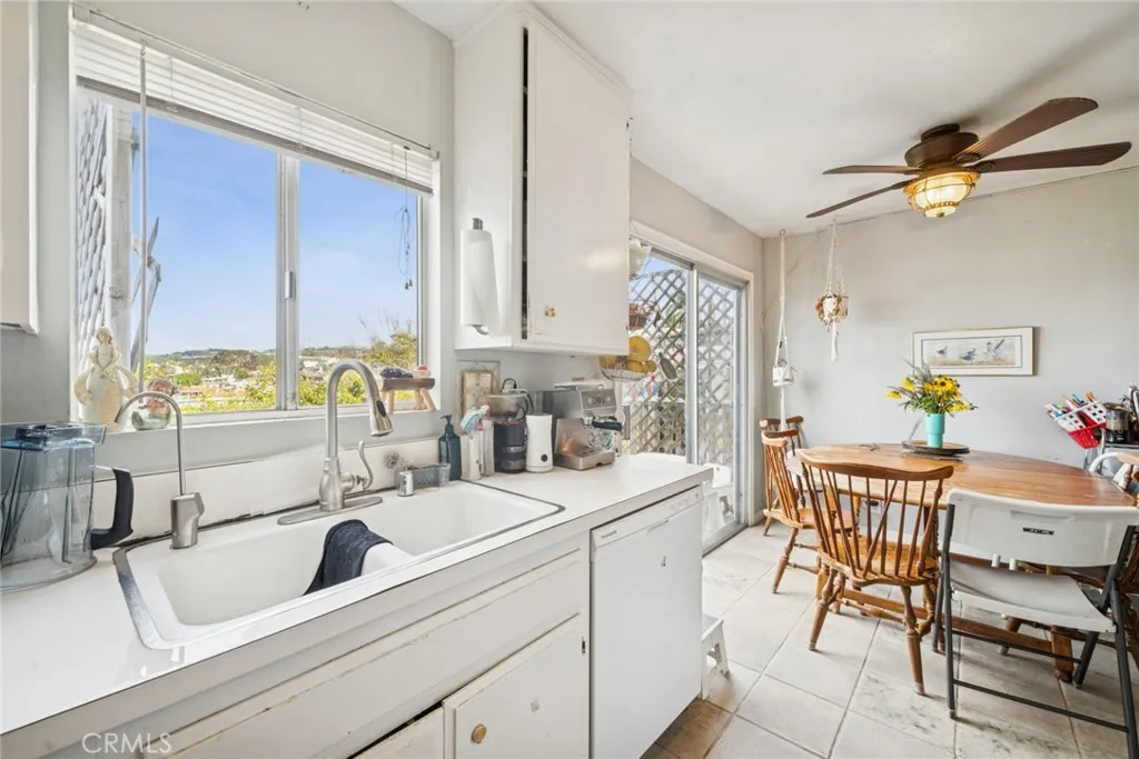 1512 Buena Vista, San Clemente, California 92672 home-pic-38