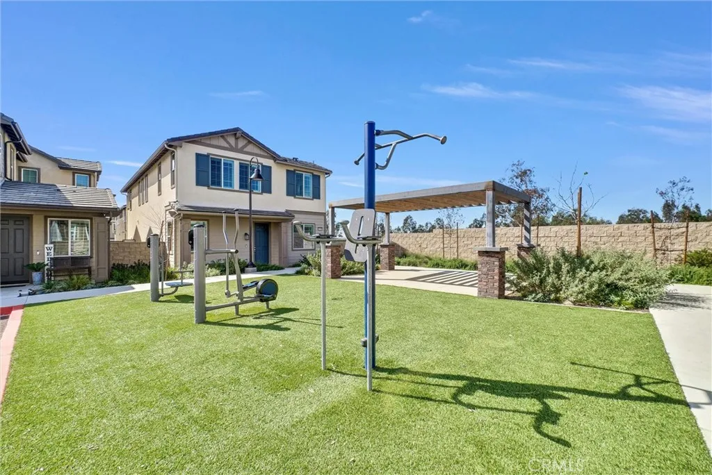14964 Cavetto Lane, Fontana, California 92336 home-pic-31