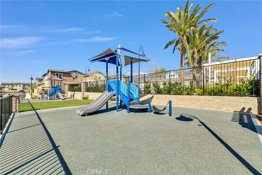 14964 Cavetto Lane, Fontana, California 92336 home-pic-33