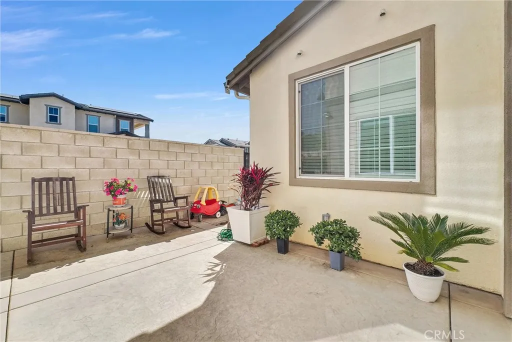 14964 Cavetto Lane, Fontana, California 92336 home-pic-27