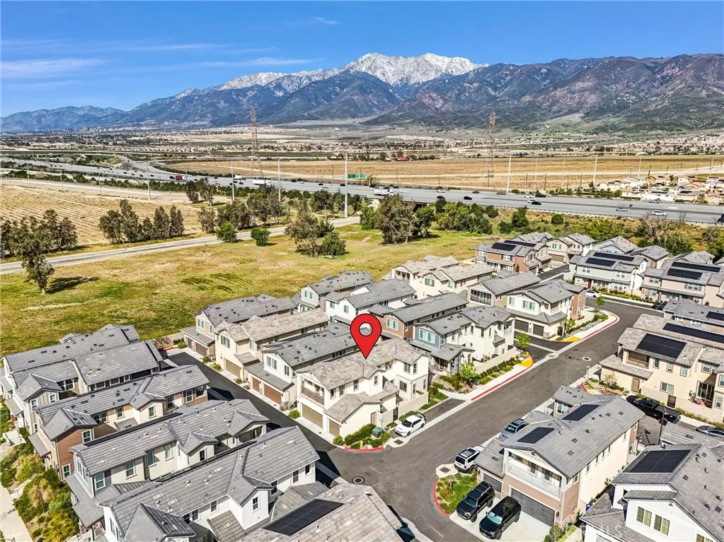 14964 Cavetto Lane, Fontana, California 92336 home-pic-42