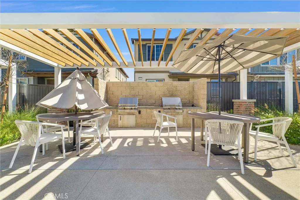 14964 Cavetto Lane, Fontana, California 92336 home-pic-36