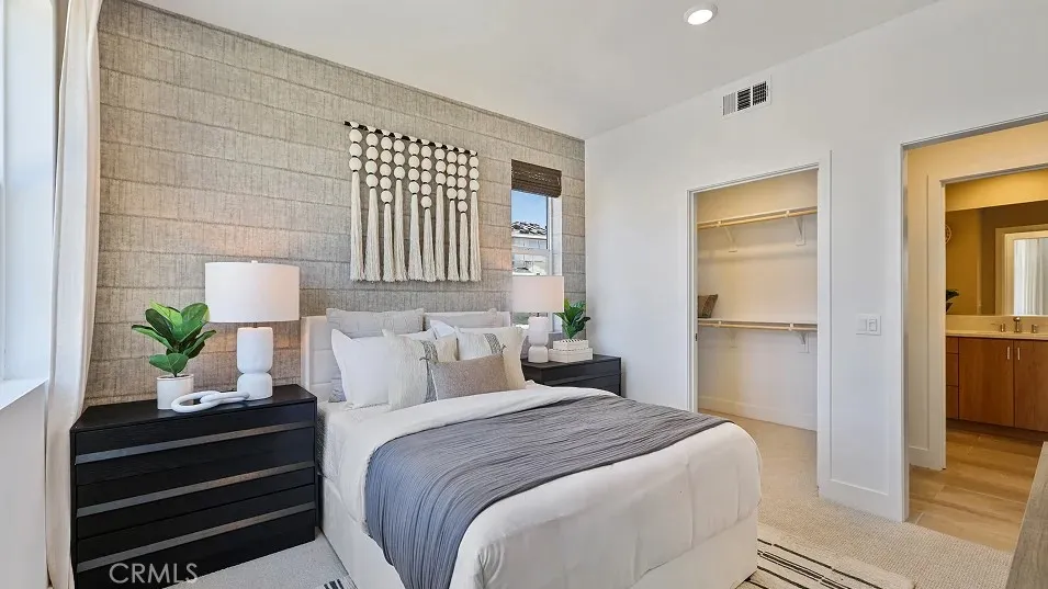 27468 Pistachio Way, Valencia, California 91381 home-pic-23