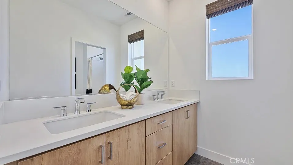 27468 Pistachio Way, Valencia, California 91381 home-pic-17