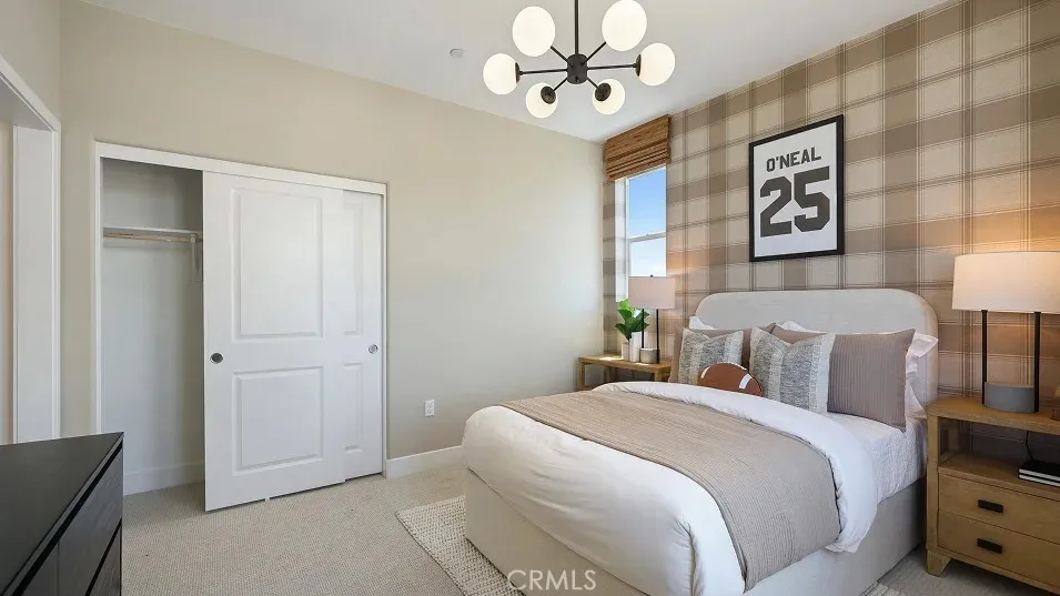 27468 Pistachio Way, Valencia, California 91381 home-pic-20