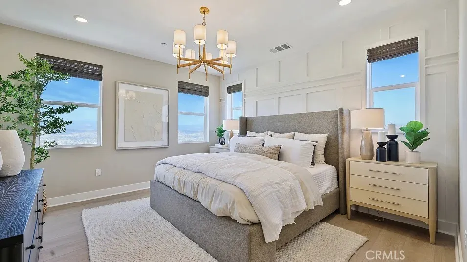 27468 Pistachio Way, Valencia, California 91381 home-pic-11