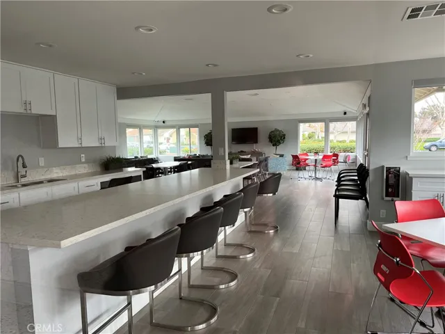 Use for large parties in Club house