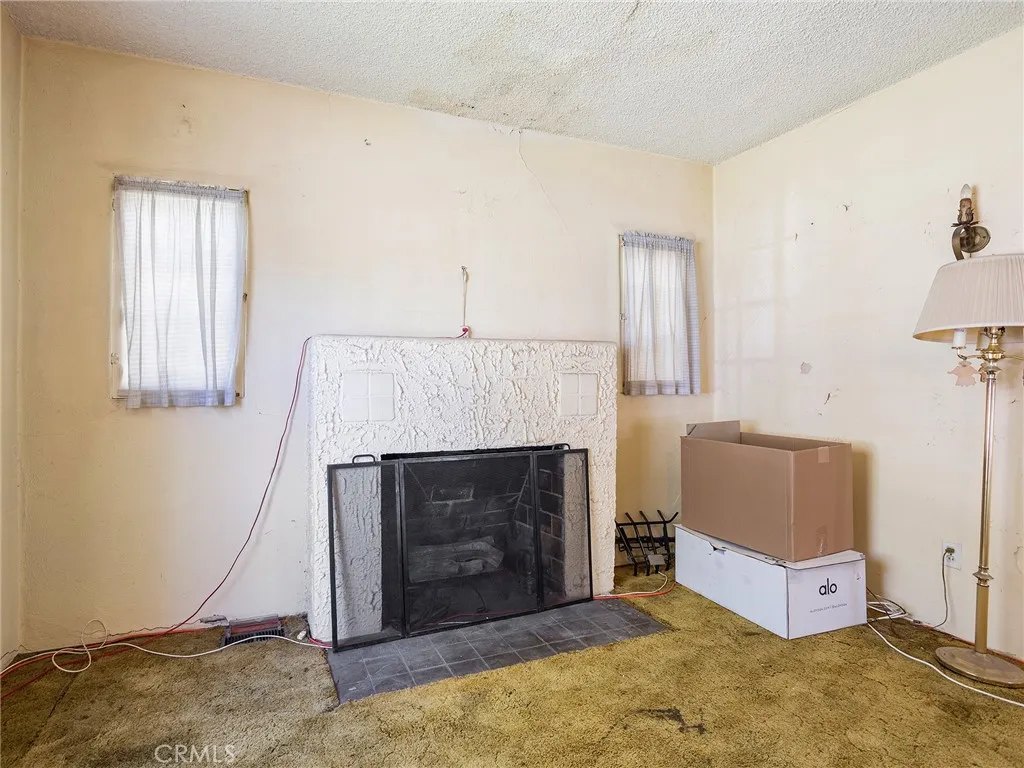 966 E Glenoaks Boulevard, Glendale, California 91207 home-pic-10