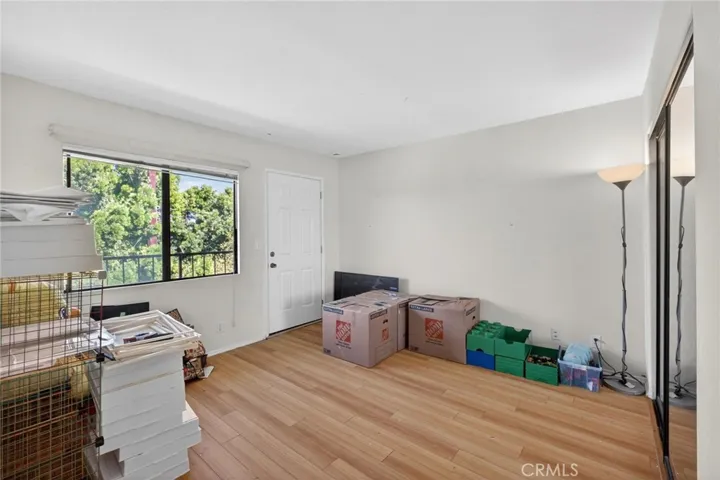 Room without virtual staging
