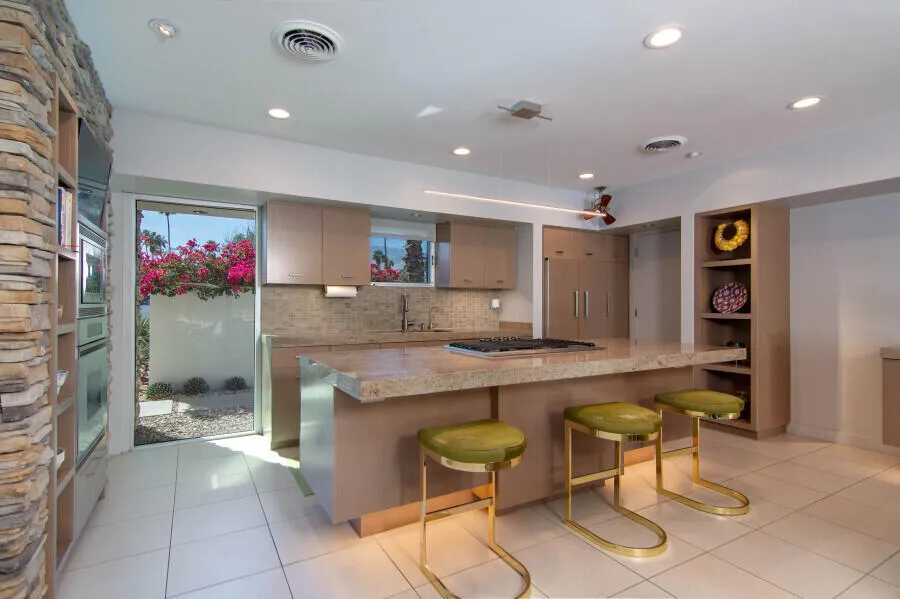 1156 E Cactus Road, Palm Springs, California 92264 home-pic-3