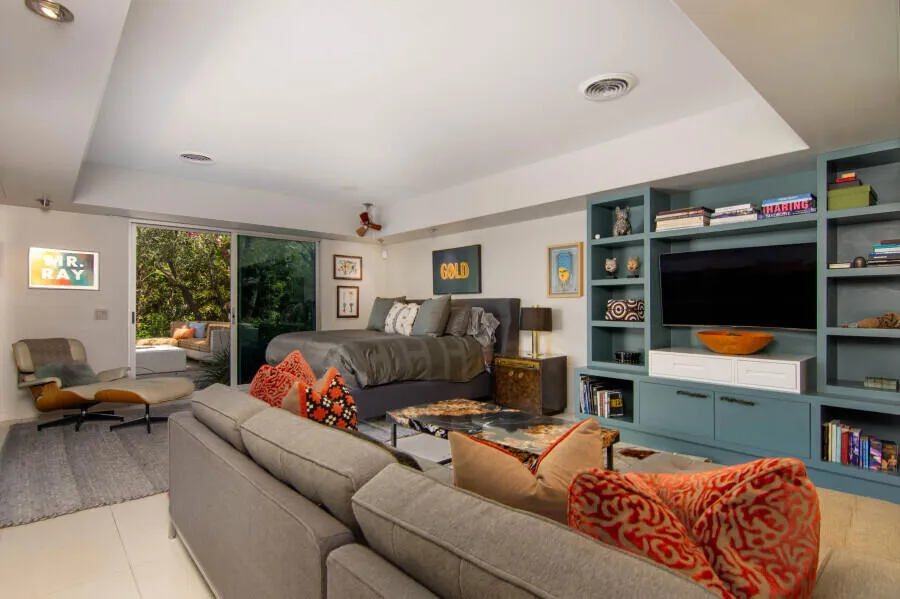 1156 E Cactus Road, Palm Springs, California 92264 home-pic-4