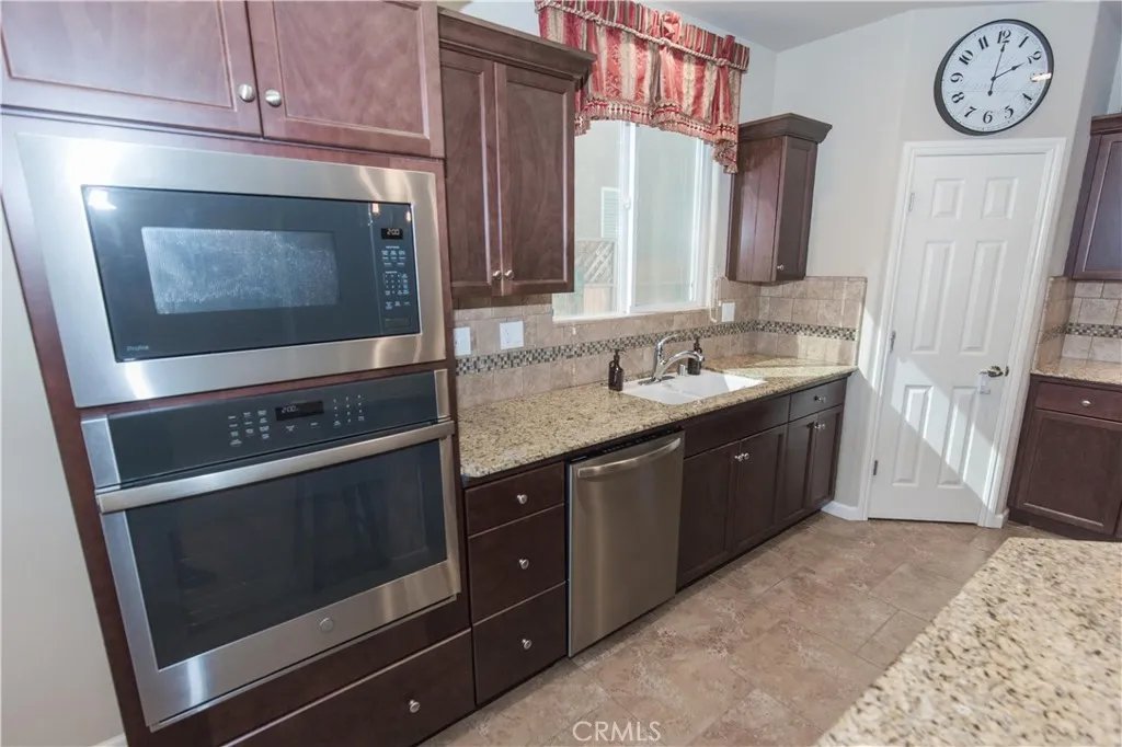7375 E Lansing, Fresno, California 93737 home-pic-16