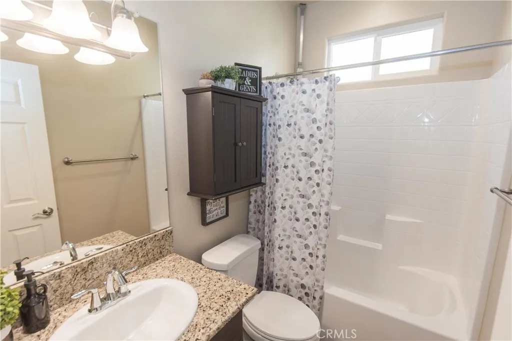7375 E Lansing, Fresno, California 93737 home-pic-36