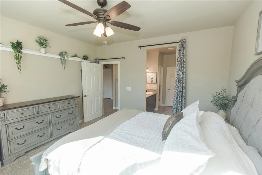 7375 E Lansing, Fresno, California 93737 home-pic-22