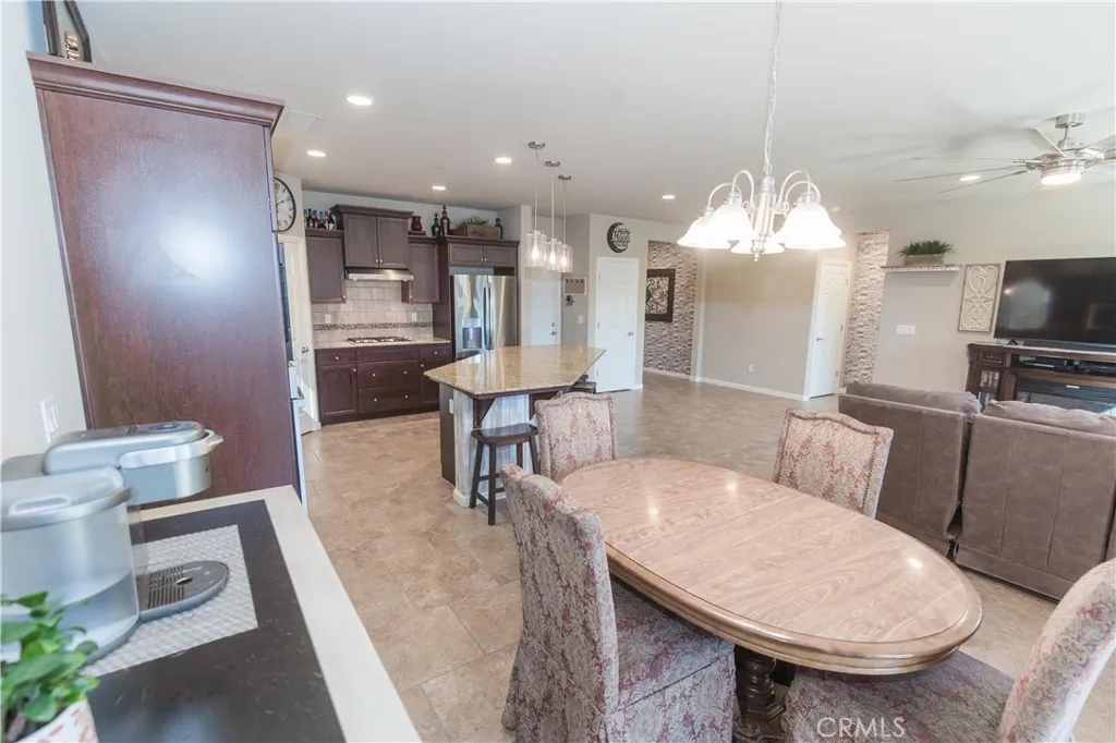 7375 E Lansing, Fresno, California 93737 home-pic-13