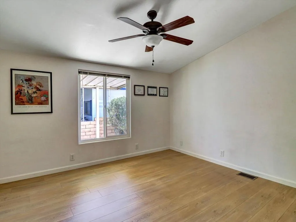 19-73540 Adobe Springs Dr-19
