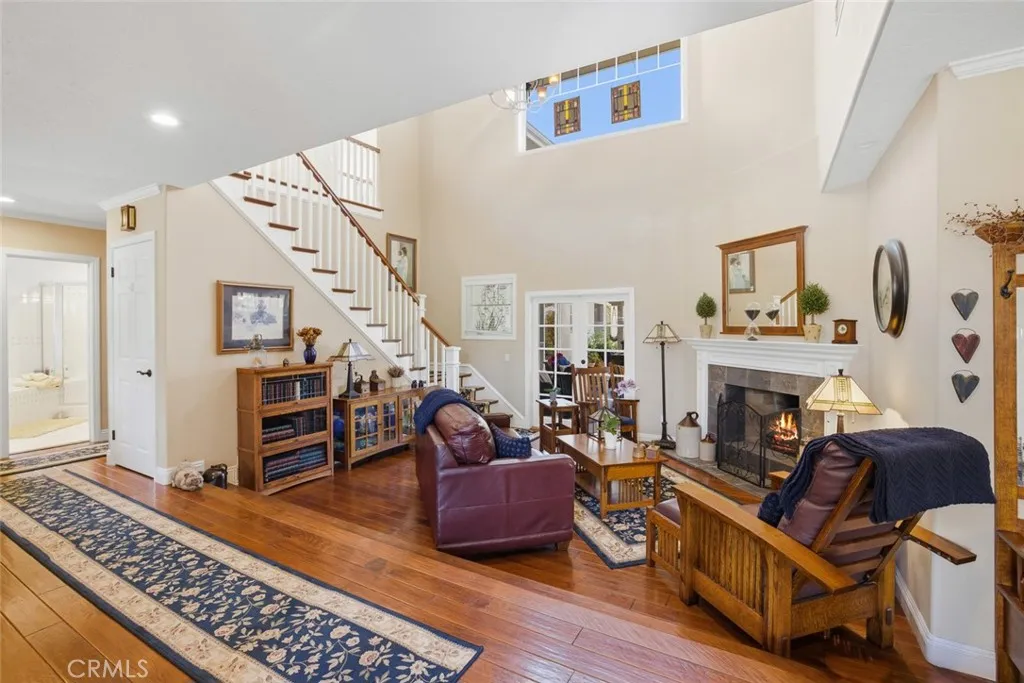 2033 Holiday, Newport Beach, California 92660 home-pic-8