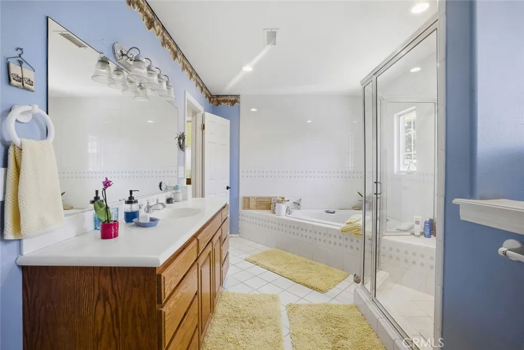 2033 Holiday, Newport Beach, California 92660 home-pic-33