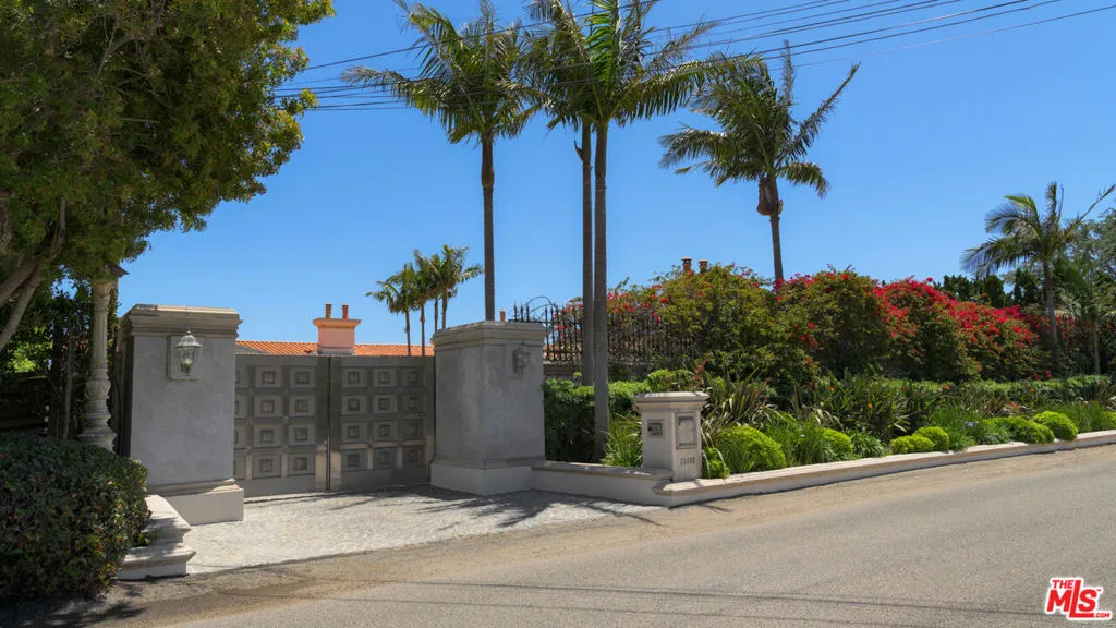 29000 Cliffside Drive, Malibu, California 90265 home-pic-8