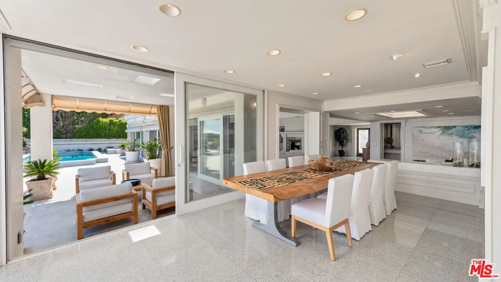 29000 Cliffside Drive, Malibu, California 90265 home-pic-24
