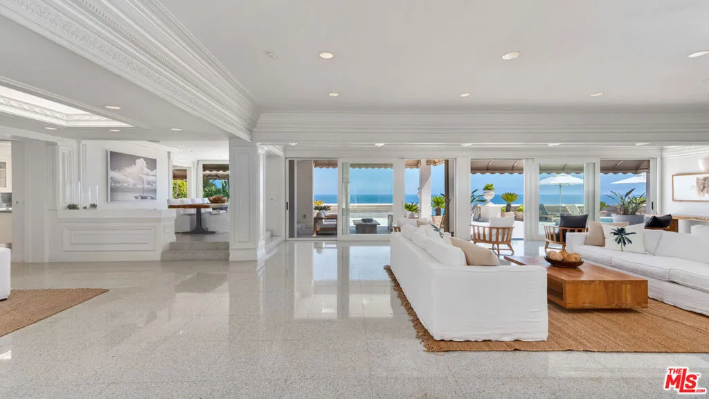 29000 Cliffside Drive, Malibu, California 90265 home-pic-12