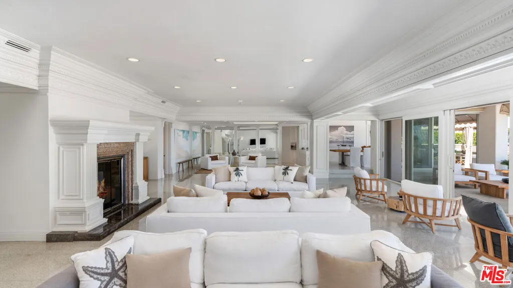 29000 Cliffside Drive, Malibu, California 90265 home-pic-20