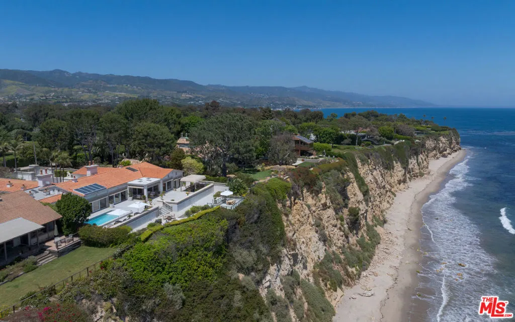 29000 Cliffside Drive, Malibu, California 90265 home-pic-4