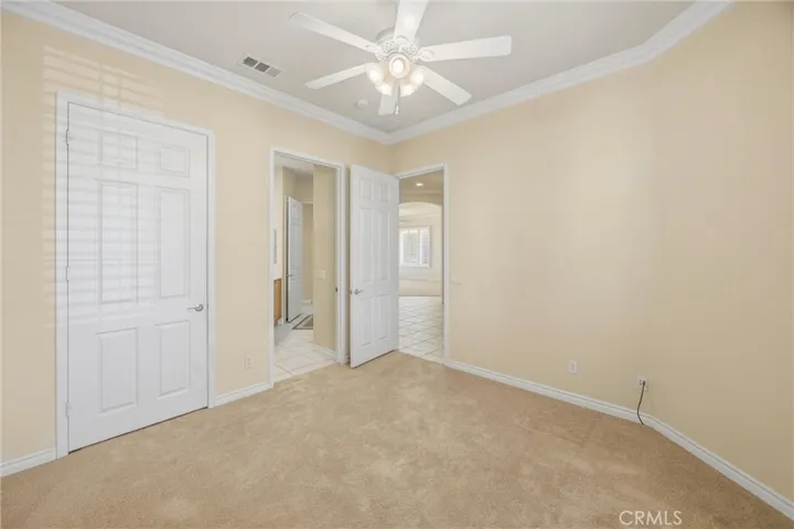 Guest Room with Jack-n-Jill Bath to Hallway