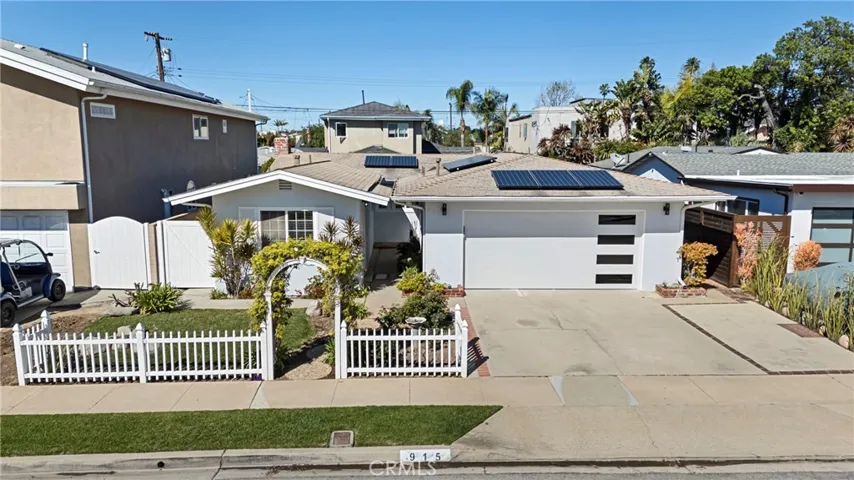 915 Coastline, Seal Beach, California 90740