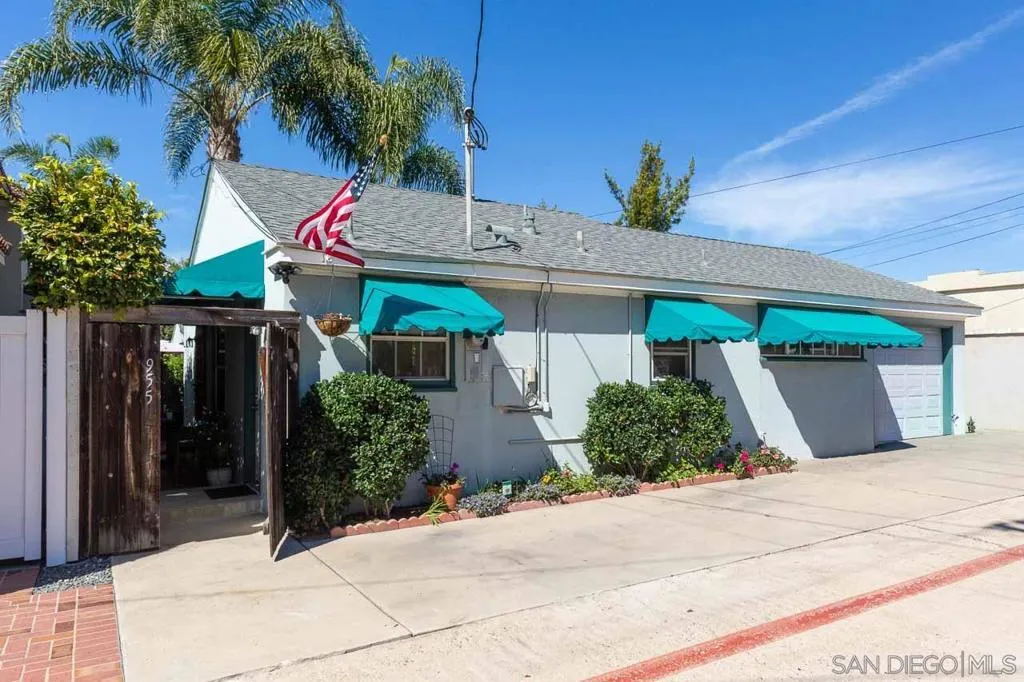 951 55 B, Coronado, California 92118 home-pic-33