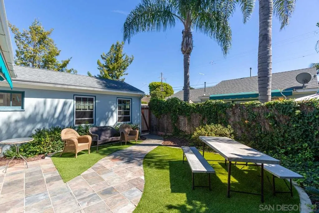 951 55 B, Coronado, California 92118 home-pic-19