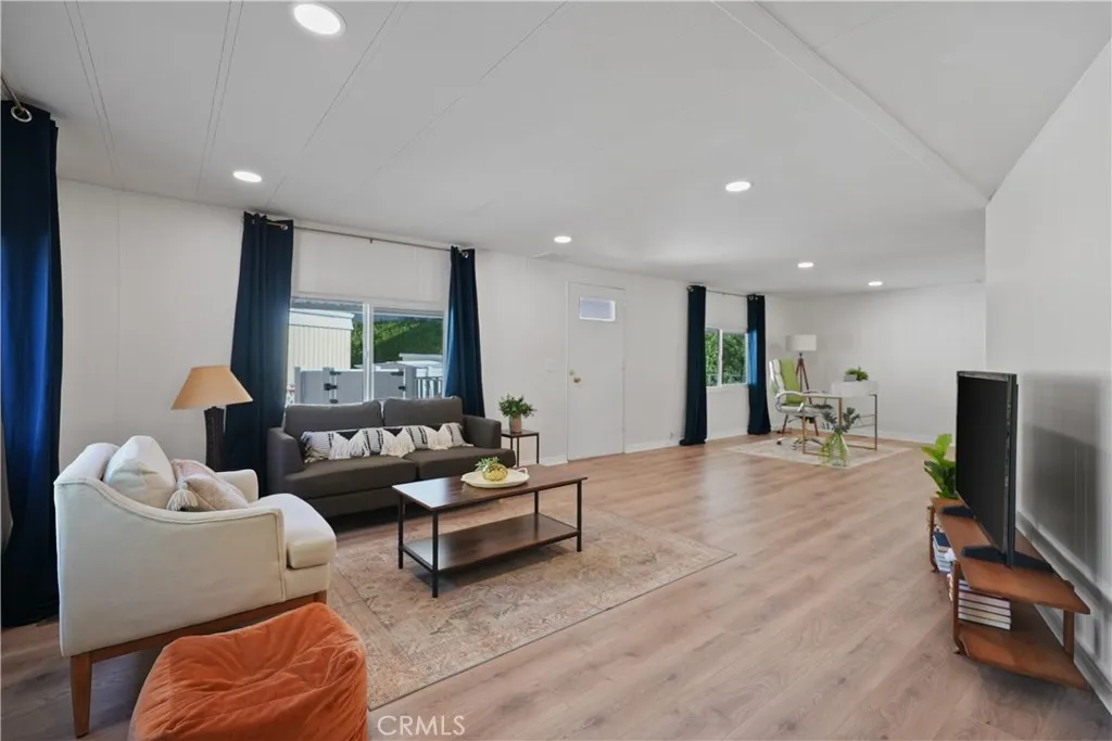 Great Space, open feel