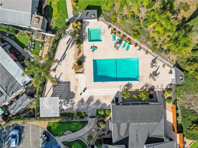 Community pool!