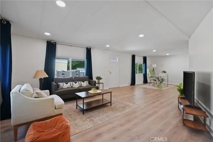 Great Space, open feel