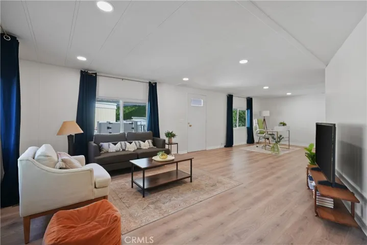 Great Space, open feel