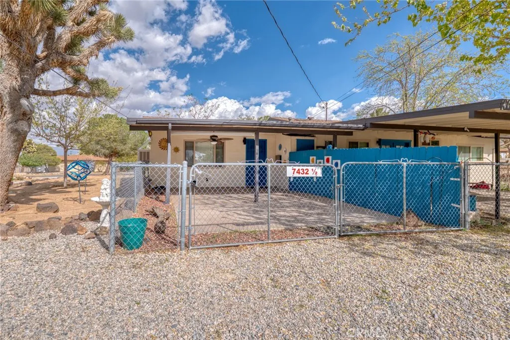7432 Dumosa, Yucca Valley, California 92284 home-pic-29