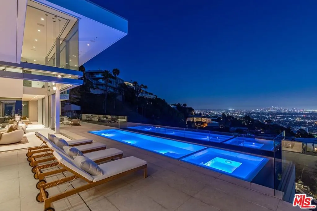 9150 Oriole Way, Los Angeles, California 90069 home-pic-1